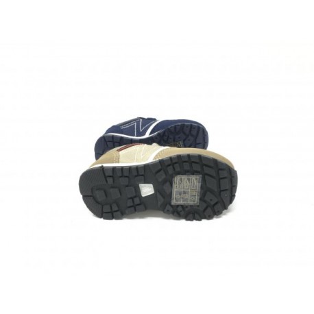 CALZADO DEPORTIVO NIÑO