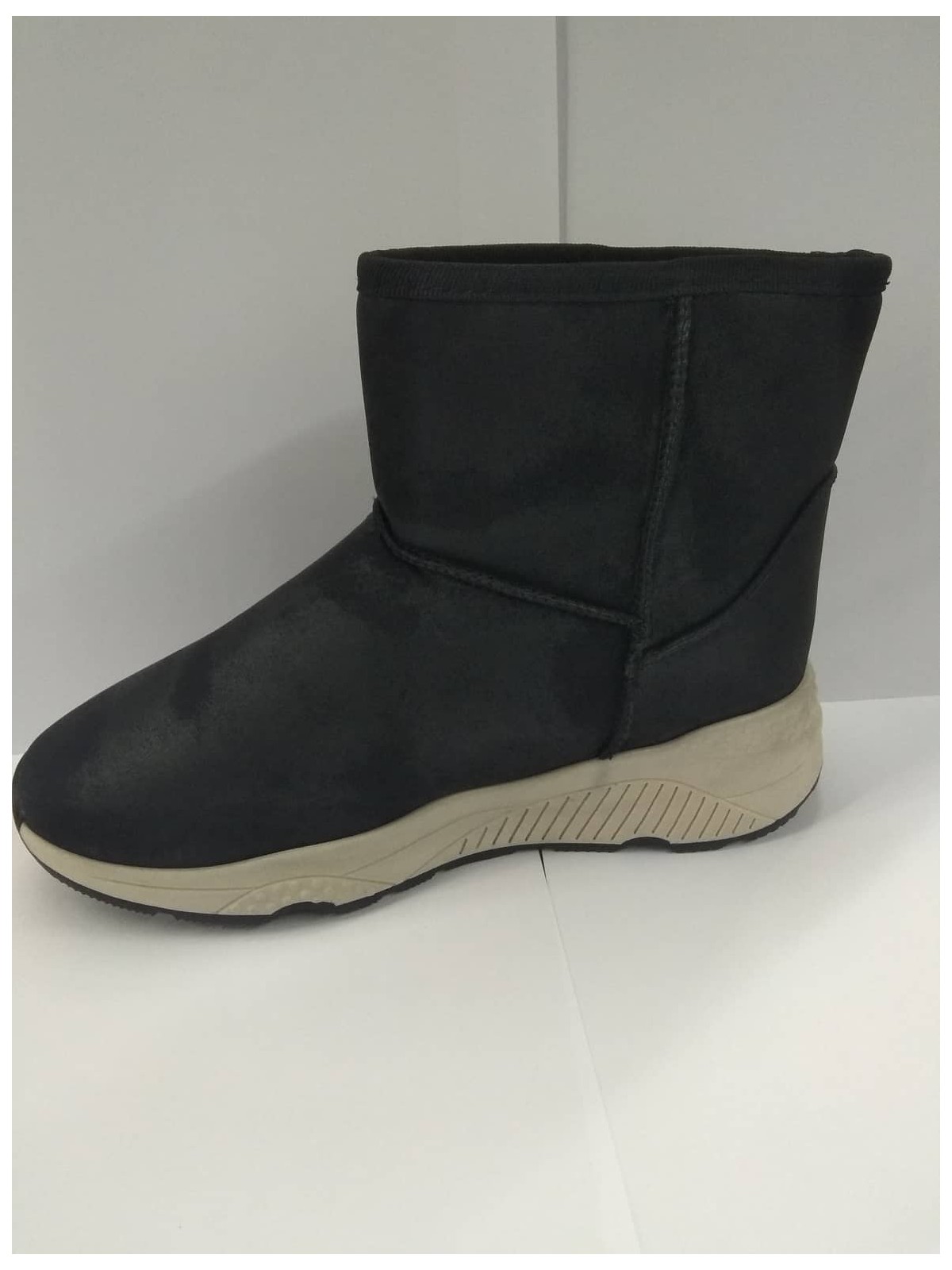 BOTA  DE NIÑA MEDIA CAÑA