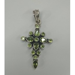 Colgante cruz circonita lila