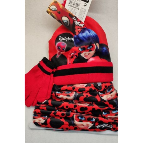 JUEGO CON GORRO, BUF  Y GUANTES DE LADY BUG