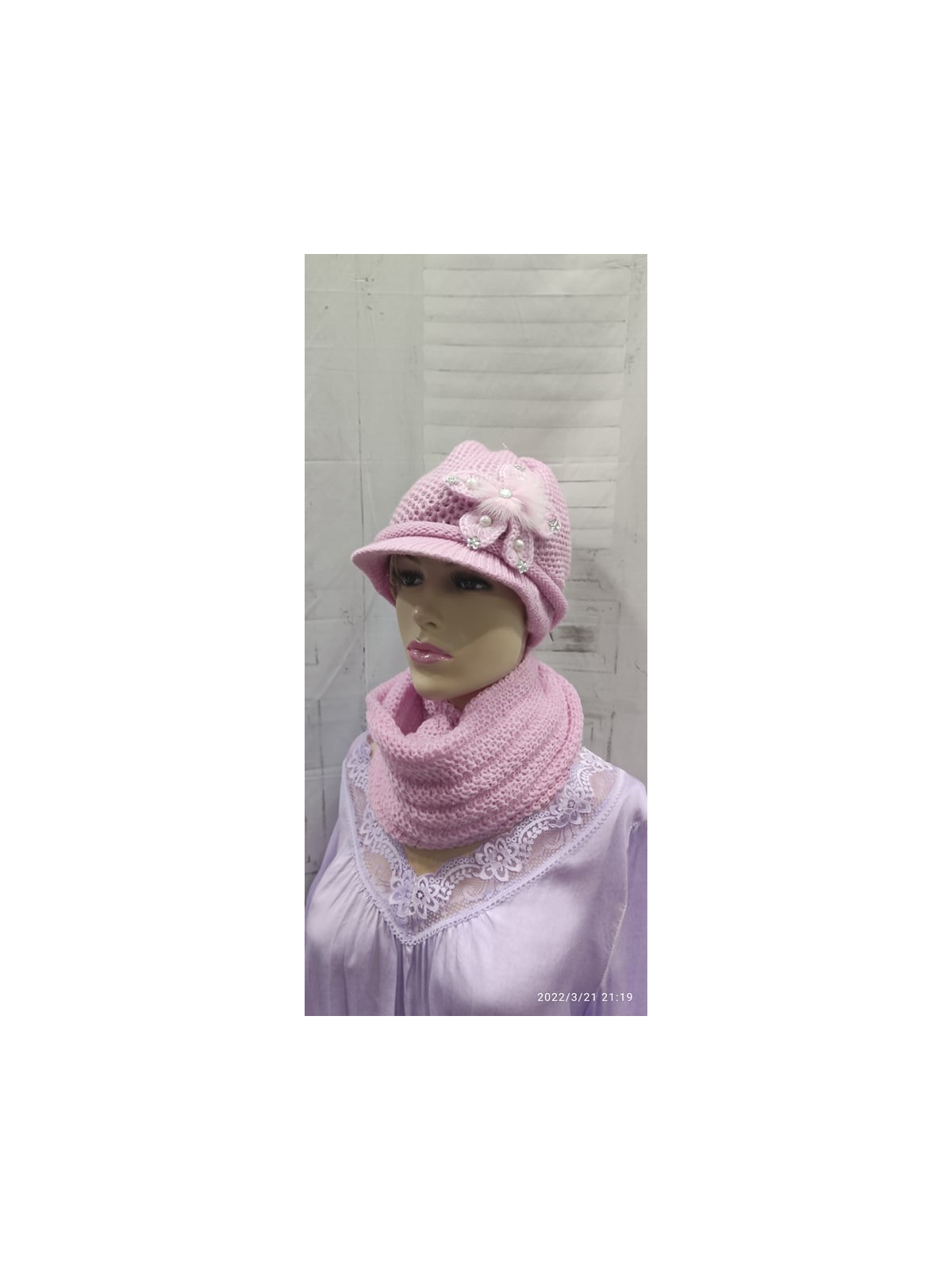 CONJUNTO CON GORRO, BUFANDA Y GUANTES