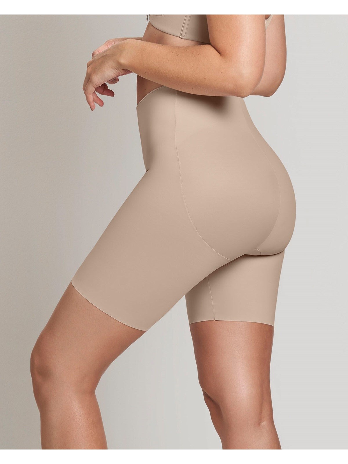 012987 FAJA PANTALÓN CORTE LASER LEONISA