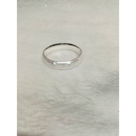 Anillo de plata