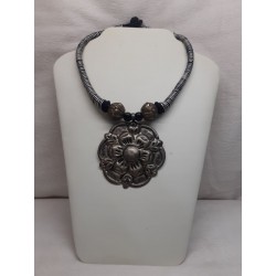 COLLAR DE BISUTERIA